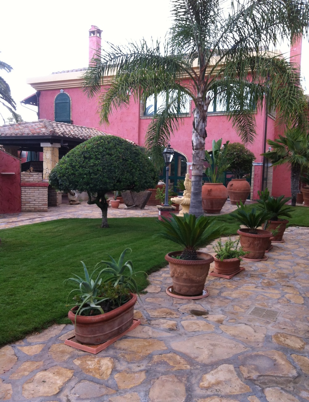 Manutenzione giardino a Cagliari